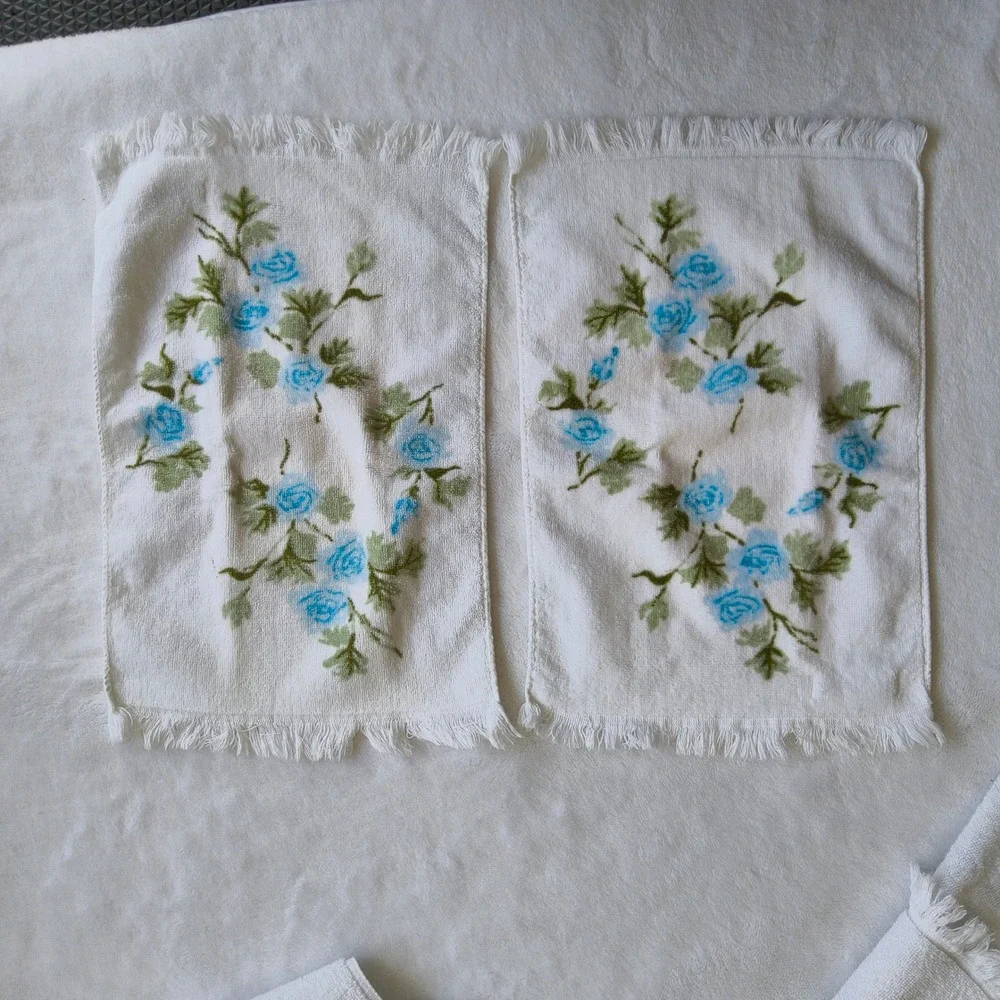 7 Vtg Martex Terri-Down Towel Set West Point Pepperell Blue Floral Fringe MCM